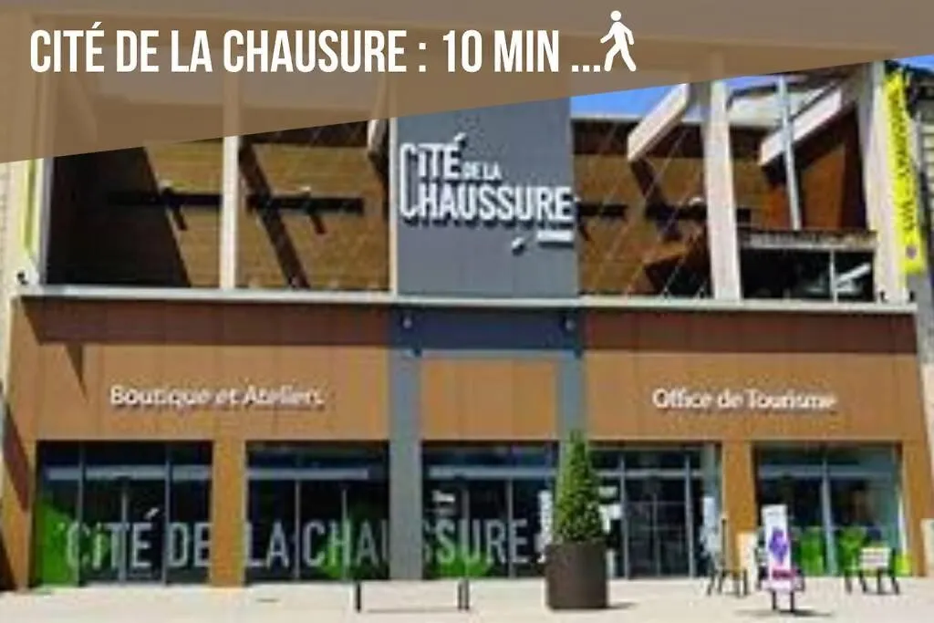 La Chaumiere, Centre Historique, Fibre, Ess, Rez-De-Chaussee, Bedinshop Romans-sur-Isère Apartment