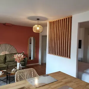  Appartement * Le Chamarelle * Hyper Centre * France